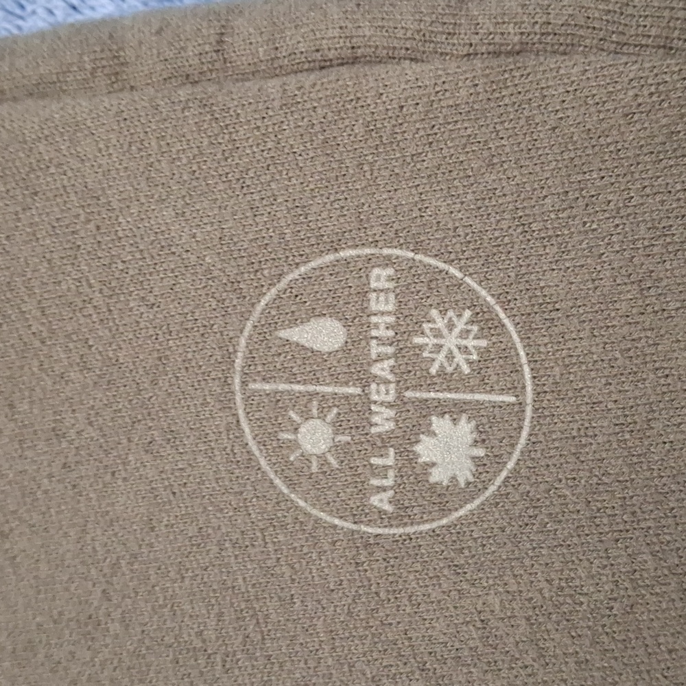 Lots of 2 sweat pants. Size 14-16 - Picture 10 of 13